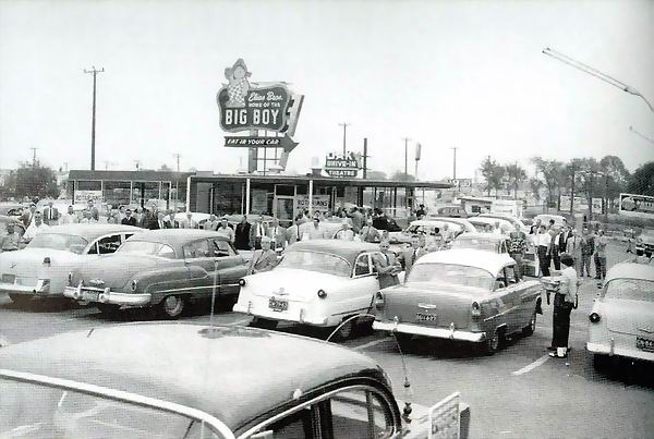 Oak Drive-In Theatre - OLD PIC FROM RON GROSS
